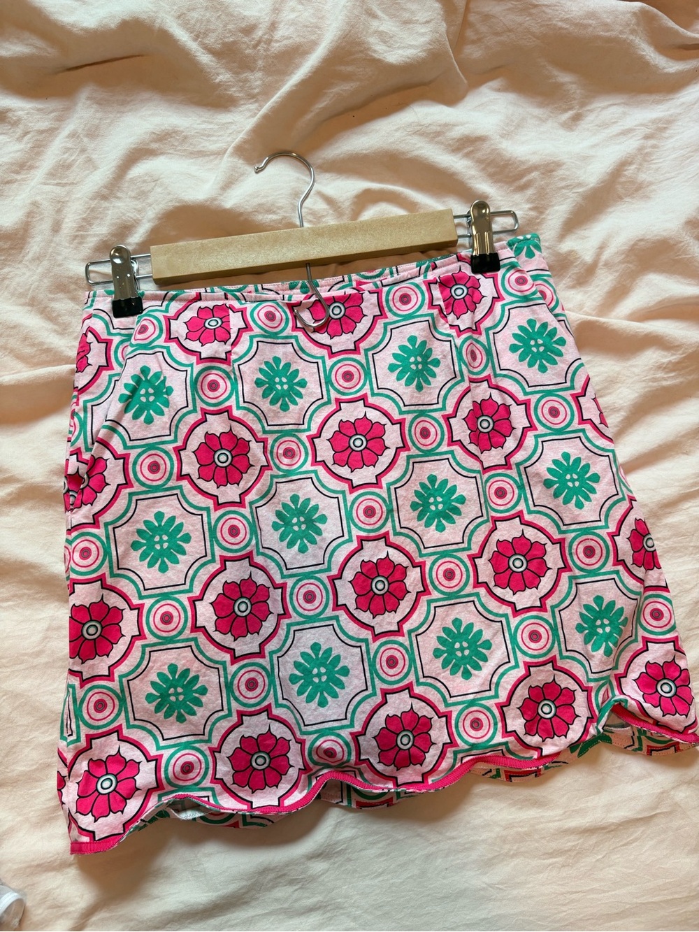 Golftini Patterned A-Line Mini Skirt in Pink & Green
